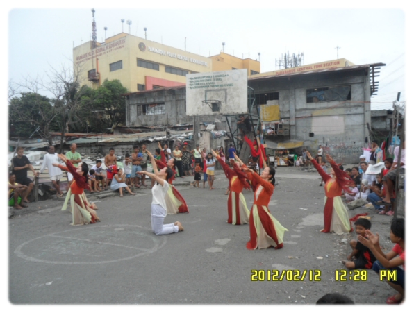 2012년 2월 12일 (주일) 필리핀 다리 위 평화비젼교회 집회와 사역
